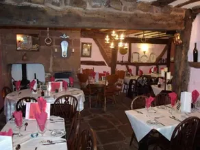 The Crown Inn Lea - Image 4