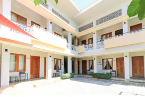 Studio C31 Jimbaran Guesthouse - Image 1