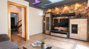 Town Center House With Jacuzzi - Image 2