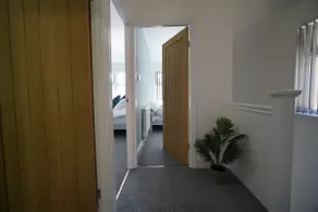 Risca Retreat - Image 4