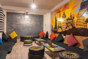 Whoopers Hostel Tosh - Image 3