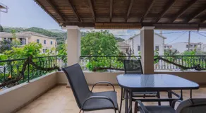 Vine House Apartments - Image 3