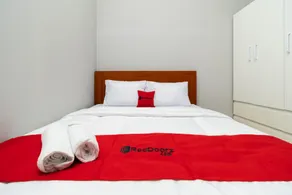 RedDoorz near RS Sari Asih Cipondoh - Image 3