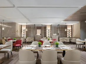 Echeng Hotel Huawei Base Store in Shenzhen - Image 5
