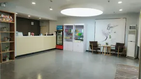 7 Days Premium Qingdao Wusi Square Quanzhi Road Metro Station - Image 5