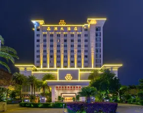 Crystal Hotel - Image 3