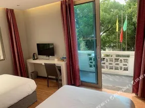 Dongjiang Hotel - Image 3