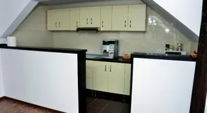 Dmc House - Image 5
