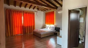 Studio 8 Arapya - Image 2
