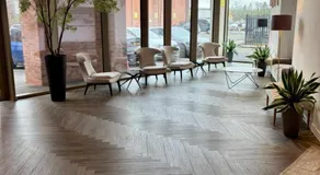 The Regent Collection City Apartment - Image 3