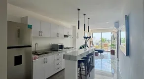 2BR Condo with Ocean View near beach - Image 4