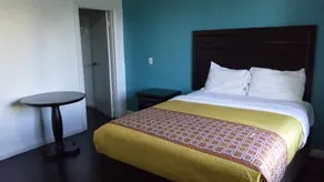 Stuart Hotel - Image 4