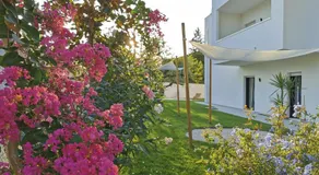 Green Land Boutique Hotel  - Image 4