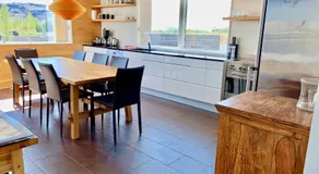 Brún - Image 3