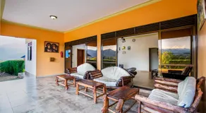 The Crested Crane Bwindi Hotel - Image 3