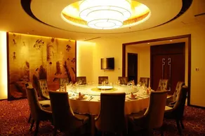 University Hotel - Image 2