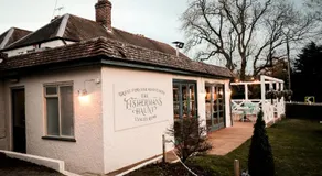 Fisherman's Haunt Hotel - Image 4
