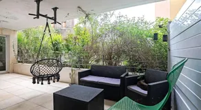 L'Odyssée, 4-person apartment, private parking, 20 min to beach - Image 4