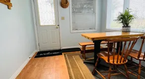 Lee's Ocean Peek B & B - Image 2