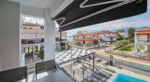 Albatros Luxury Suites - Image 2