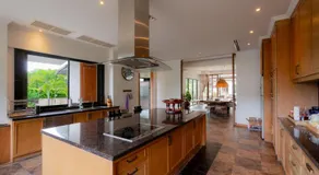 THE ULTIMATE GRAND PRIVATE ESTATE FOR RENT A Rare Sanctuary of Prestige & Privacy - Image 4