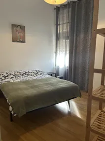 Nice room 20 min centre bcn next metro steps beach - Image 5