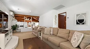 Mollymook Fantastic Holiday House - Image 2