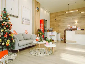 J HOTEL - Image 4