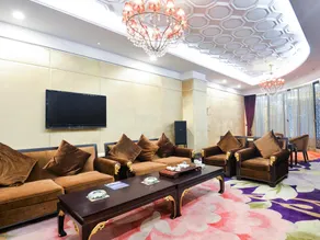 New Pearl River Hotel - Image 4
