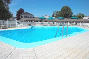 New Englander Inn Bennington - Image 5