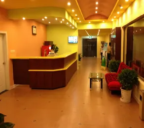 Home Inn Nanjing Dachang Pedestrian Street Branch - Image 3