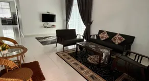 Kamelia Homestay - Image 2
