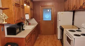 Cute 3BR 3BA Handicap Acc BR and BA WIFI SMART TV - Image 2