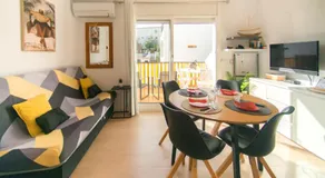 WELCS APARTAMENTO 295 EMP con piscina comunitaria - Image 2