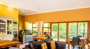 BWHALE guest house B&B - Image 4
