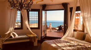 ASHRAM VILLA SUNSHINE - UN PARADISO CON VISTA SPETTACOLARE SUL MEDITERRANEO - Image 2