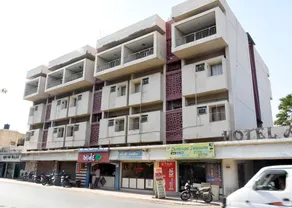 Hotel Apollo. - Image 2