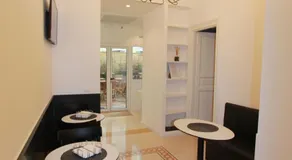 Art Atelier Risorgimento Guest House - Image 5