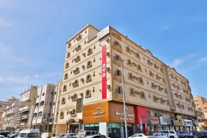 OYO 161 Middle East Suite - Image 5