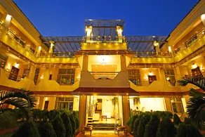 SEA STAR RESORT - Image 4