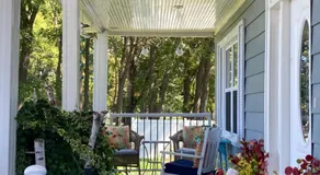 Glorious Gardens Bed and Breakfast - Image 4