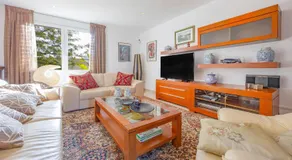Villa entièrement équipée avec internet haut débit, terrasse et barbecue | Vue montagne - Image 2