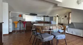 Glam House - Image 3