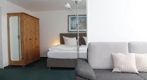 Single Room, Shower/WC - Image 2