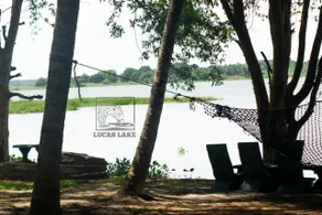 Lucas Lake Hotel & Safari - Image 2