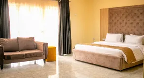 Cedar Suites - Image 2