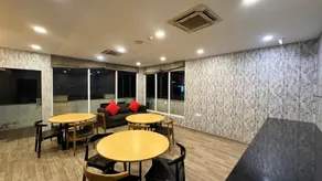 PHP BOUTIQUE TOWNHOUSE - Image 2
