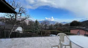 Happy house with terrace lake and mountain view - Image 4