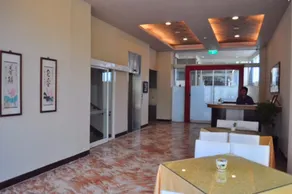Fly House - Image 2
