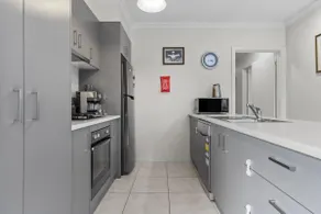 Blissful Ballarat 2BR Holiday Haven - Image 5